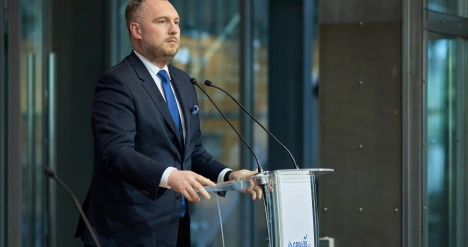 Wiceminister energii Konrad Wojnarowski