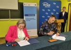 podpisanie umowy w Gnieźnie 